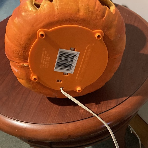 TrendMaster vintage 1993 stacked lighted jack-o-lanterns - Picture 8 of 10